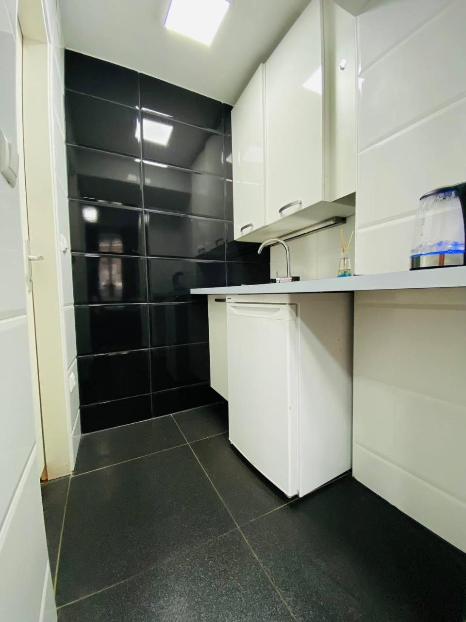 Deluxe Studio 4P Lg3A Вена Экстерьер фото